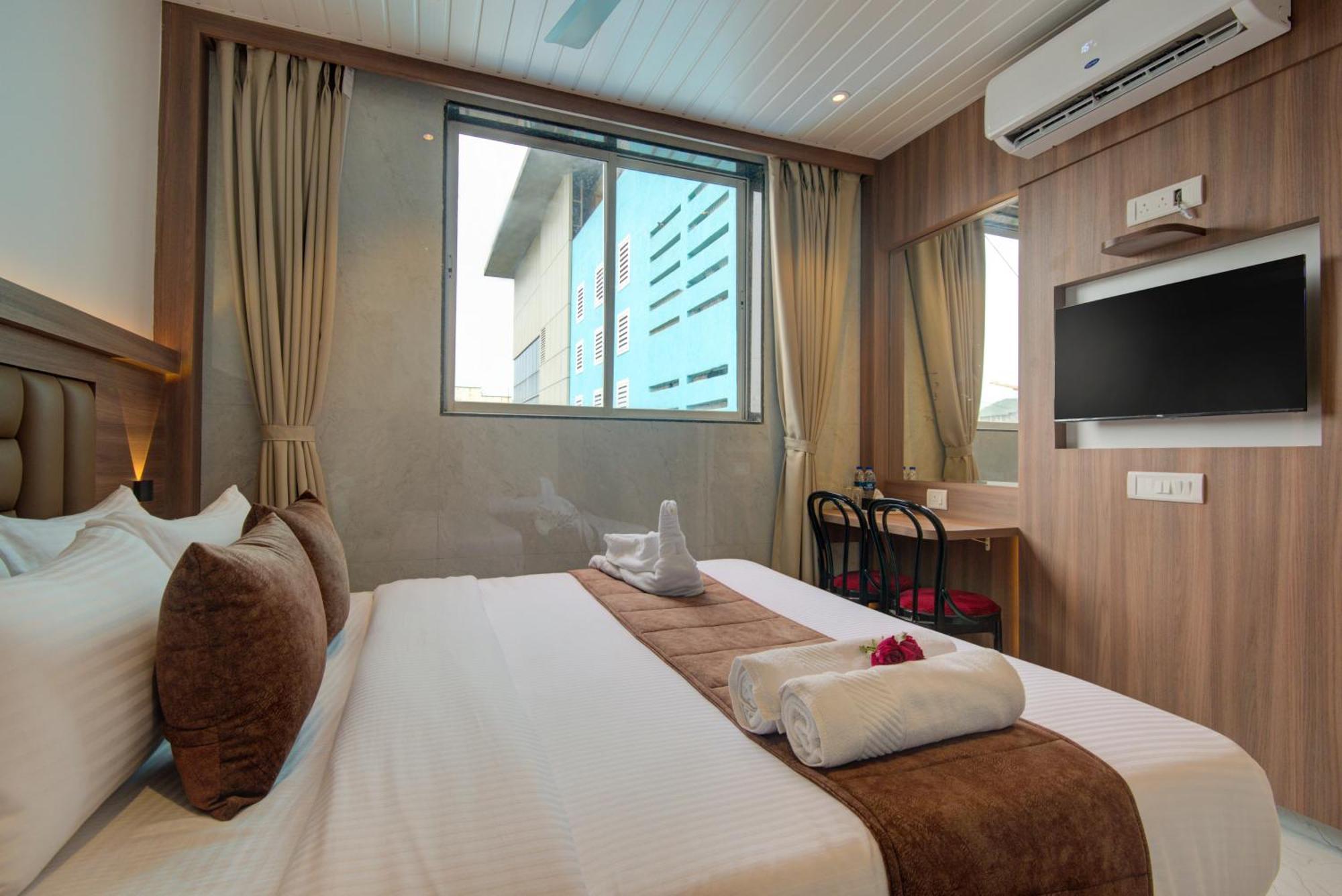 Hotel Galaxy Inn Navi Mumbai Exterior foto